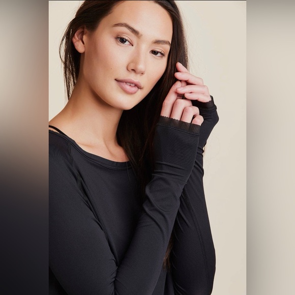 ALALA Fractal Raglan Tee NWT NEVER WORN MSRP $110 - Picture 5 of 10